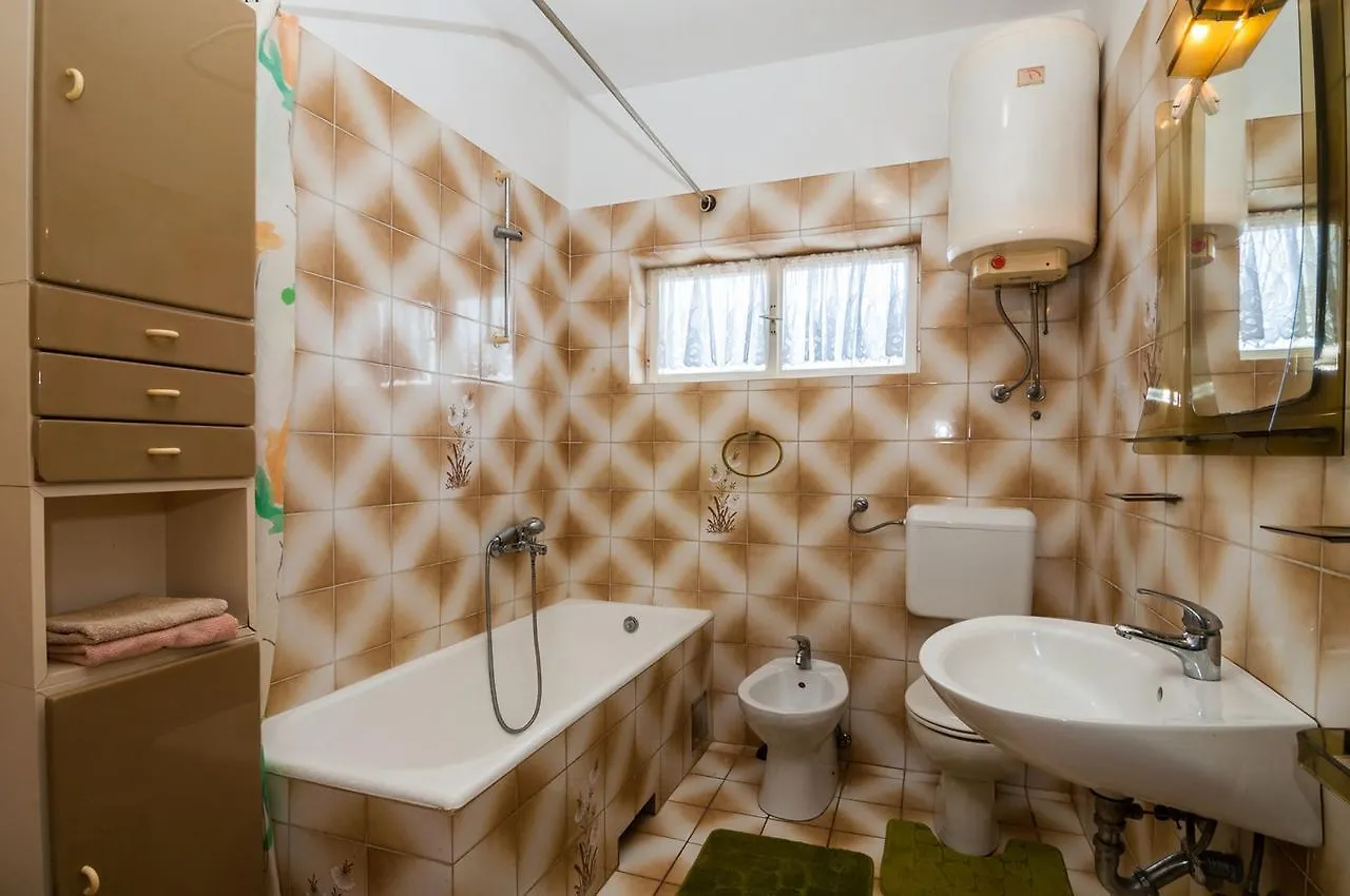 Apartments Cvita Углян